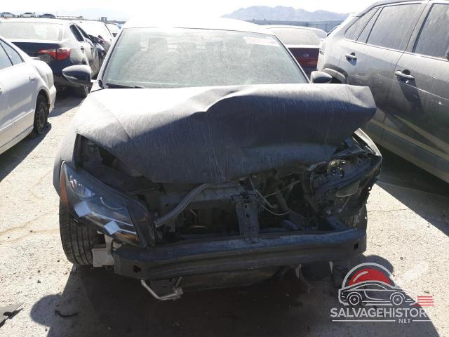 1VWBP7A37CC056409 2012 VOLKSWAGEN PASSAT photo no. 5