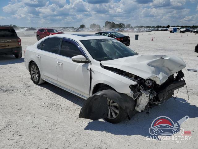 1VWCP7A31CC059875 2012 VOLKSWAGEN PASSAT photo no. 4
