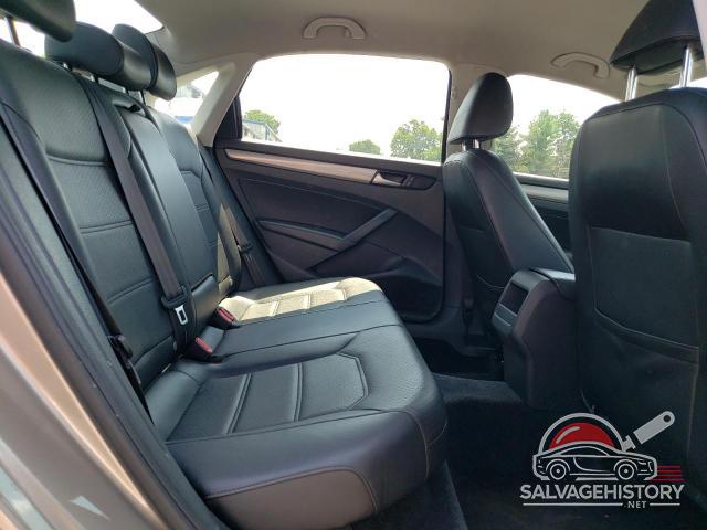 1VWAS7A3XFC083134 2015 VOLKSWAGEN PASSAT photo no. 10