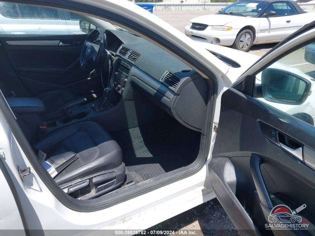 1VWAT7A37FC002118 2015 VOLKSWAGEN PASSAT photo no. 5