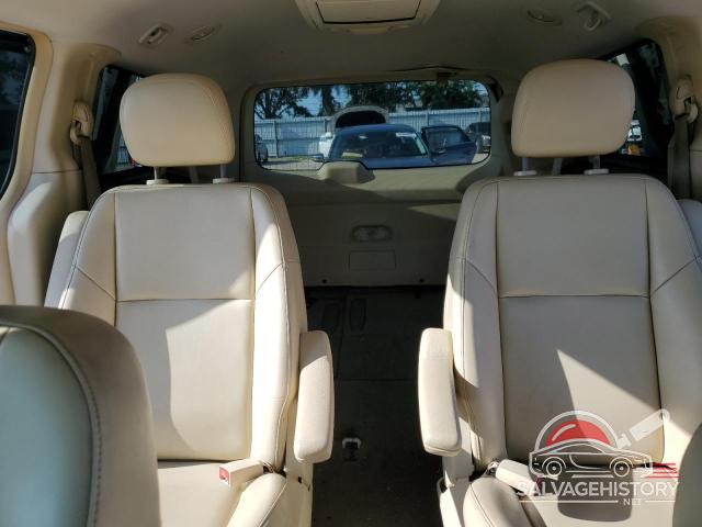 2V4RW3D1XAR296412 2010 VOLKSWAGEN ROUTAN photo no. 10