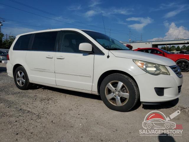 2V4RW3D1XAR296412 2010 VOLKSWAGEN ROUTAN photo no. 4