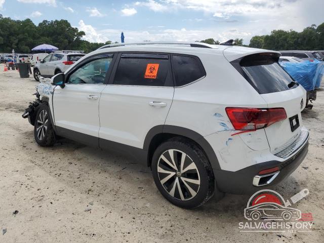 3VVNX7B25PM306323 2023 VOLKSWAGEN TAOS SE photo no. 2