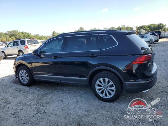 3VV3B7AX7JM087357 2018 VOLKSWAGEN TIGUAN photo no. 2