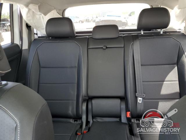 3VV3B7AXXMM009840 2021 VOLKSWAGEN TIGUAN photo no. 10