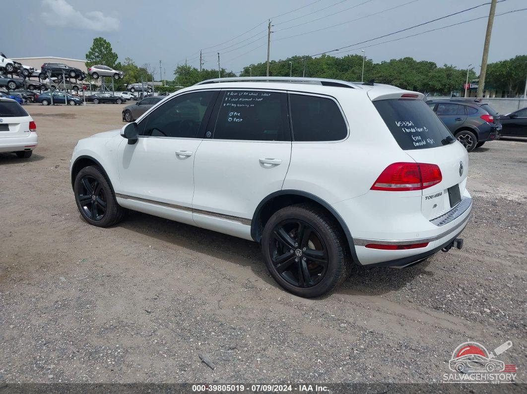 WVGRF7BP0HD006695 2017 VOLKSWAGEN TOUAREG photo no. 3