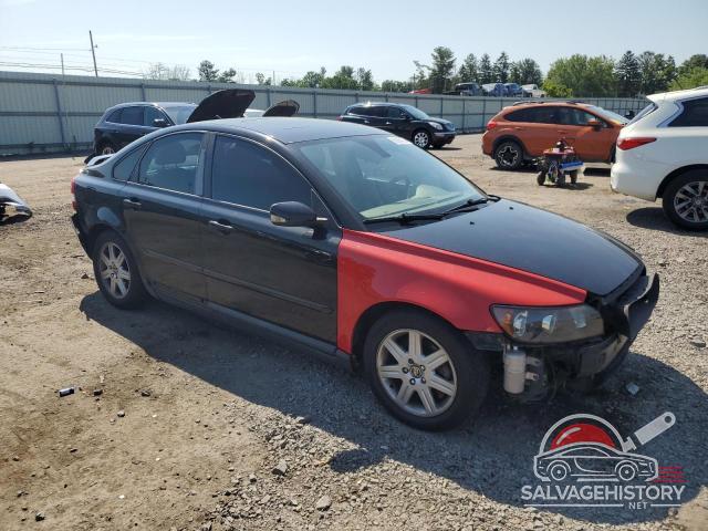 YV1MS682X42007868 2004 VOLVO S40 photo no. 4