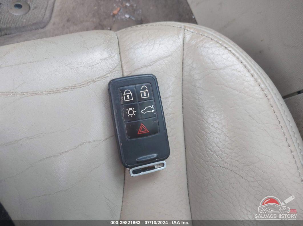 YV1622FS8C2053301 2012 VOLVO S60 photo no. 11