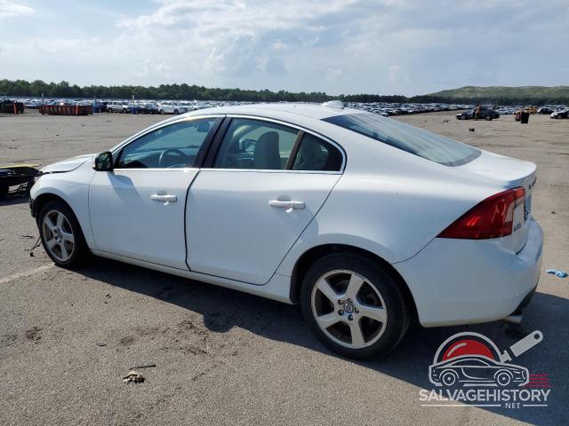 YV1612FSXD2230970 2013 VOLVO S60 photo no. 2