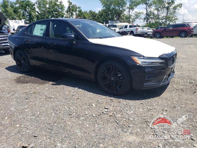 7JRL12FT9PG252145 2023 VOLVO S60 PLUS photo no. 4