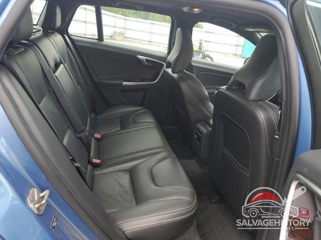 YV140MEK4F1247781 2015 VOLVO V60 photo no. 10
