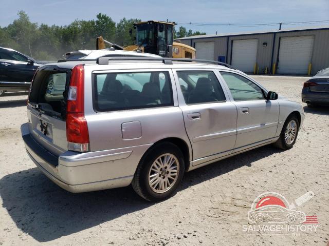 YV1SW612052468150 2005 VOLVO V70 photo no. 3