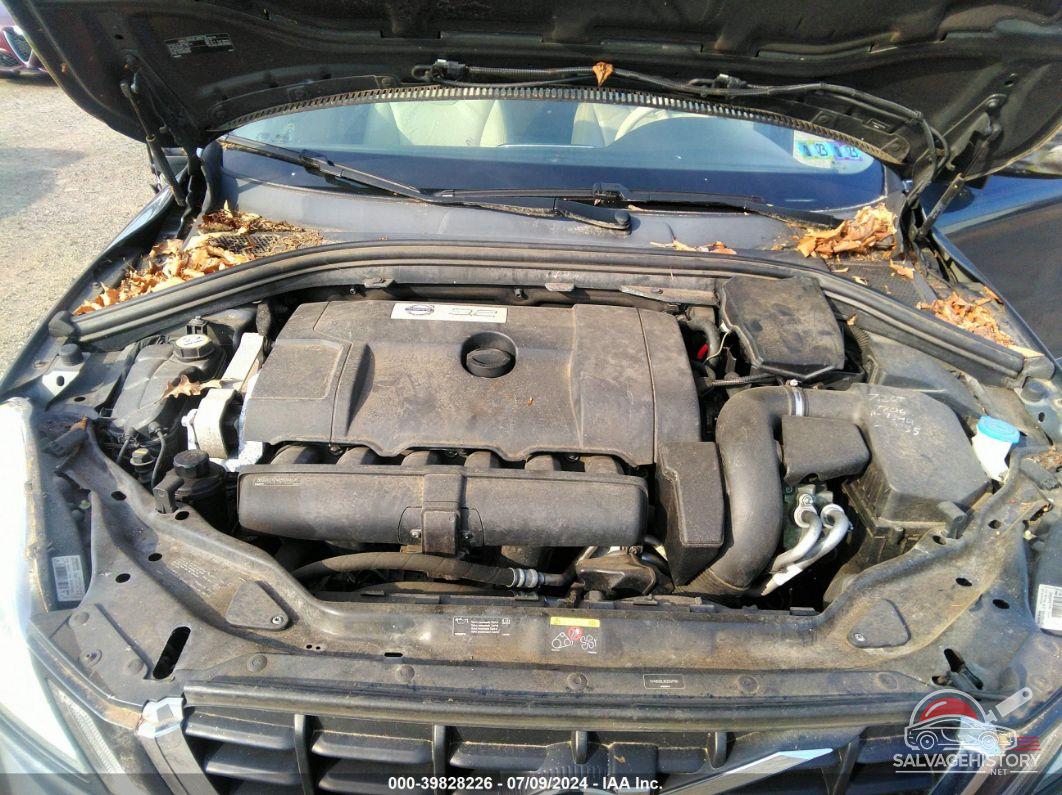 YV4952DL8C2337790 2012 VOLVO XC60 photo no. 10