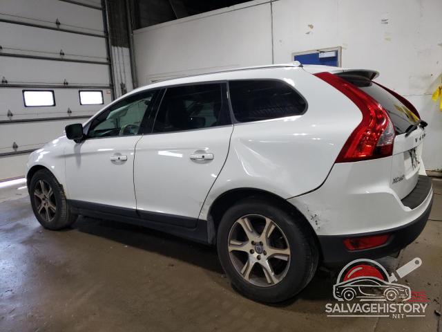 YV4902DZXD2375039 2013 VOLVO XC60 photo no. 2