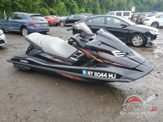 YAMA3984D212 2012 YAMAHA JETSKI photo no. 1