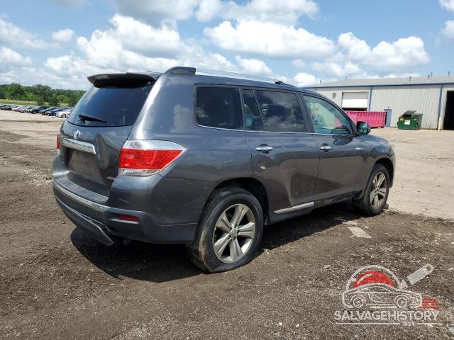 5TDDK3EH2DS275934 2013 TOYOTA HIGHLANDER photo no. 3