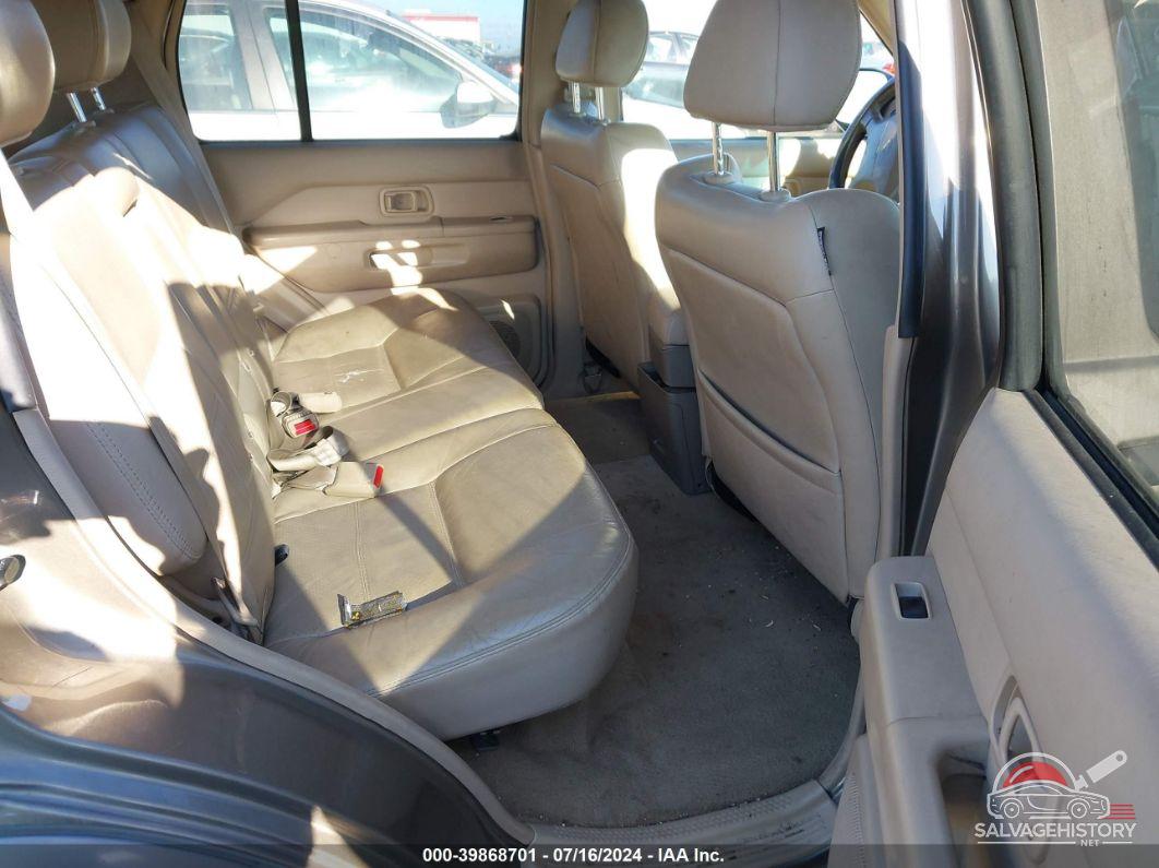 JN8DR09Y01W574083 2001 NISSAN PATHFINDER photo no. 8