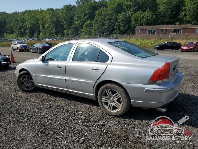 YV1RS592852452285 2005 VOLVO S60 photo no. 2