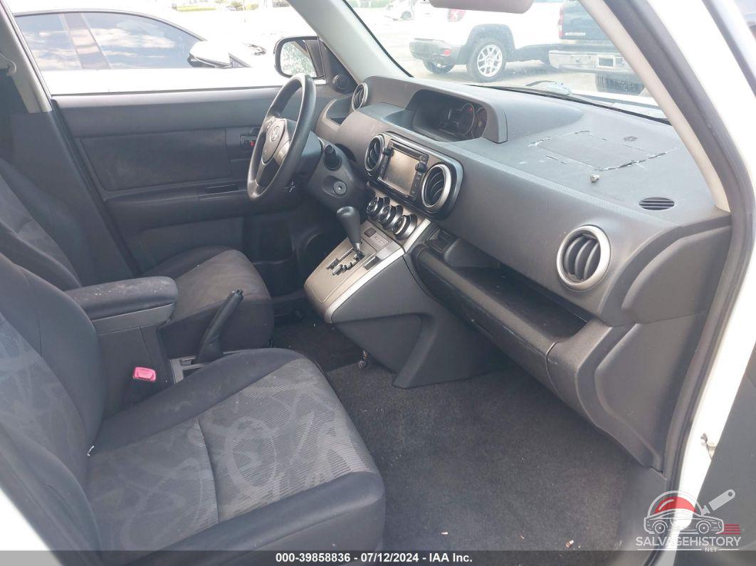 JTLZE4FE7FJ082044 2015 SCION XB photo no. 5