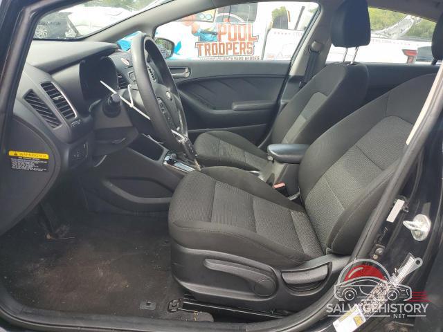 3KPFK4A71HE113028 2017 KIA FORTE photo no. 7
