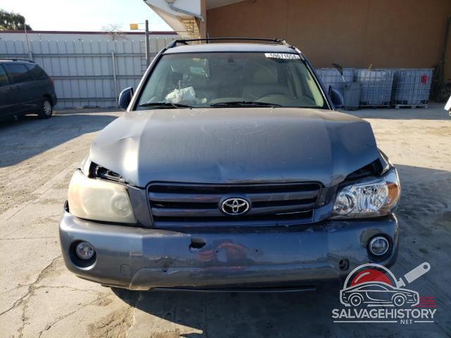 JTEEP21A840056466 2004 TOYOTA HIGHLANDER photo no. 5