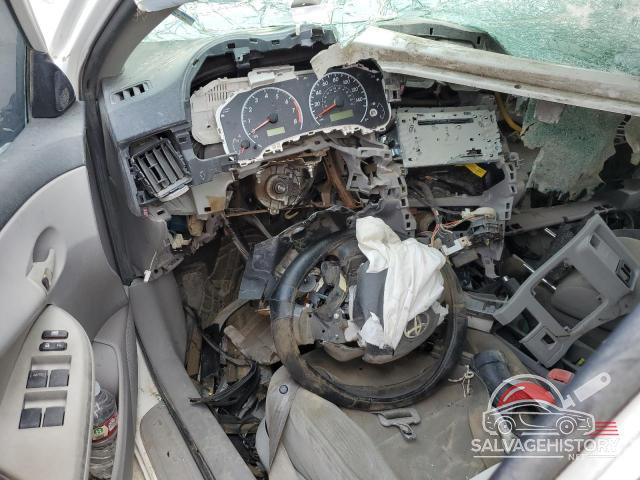 2T1BU4EE7BC588528 2011 TOYOTA COROLLA photo no. 8