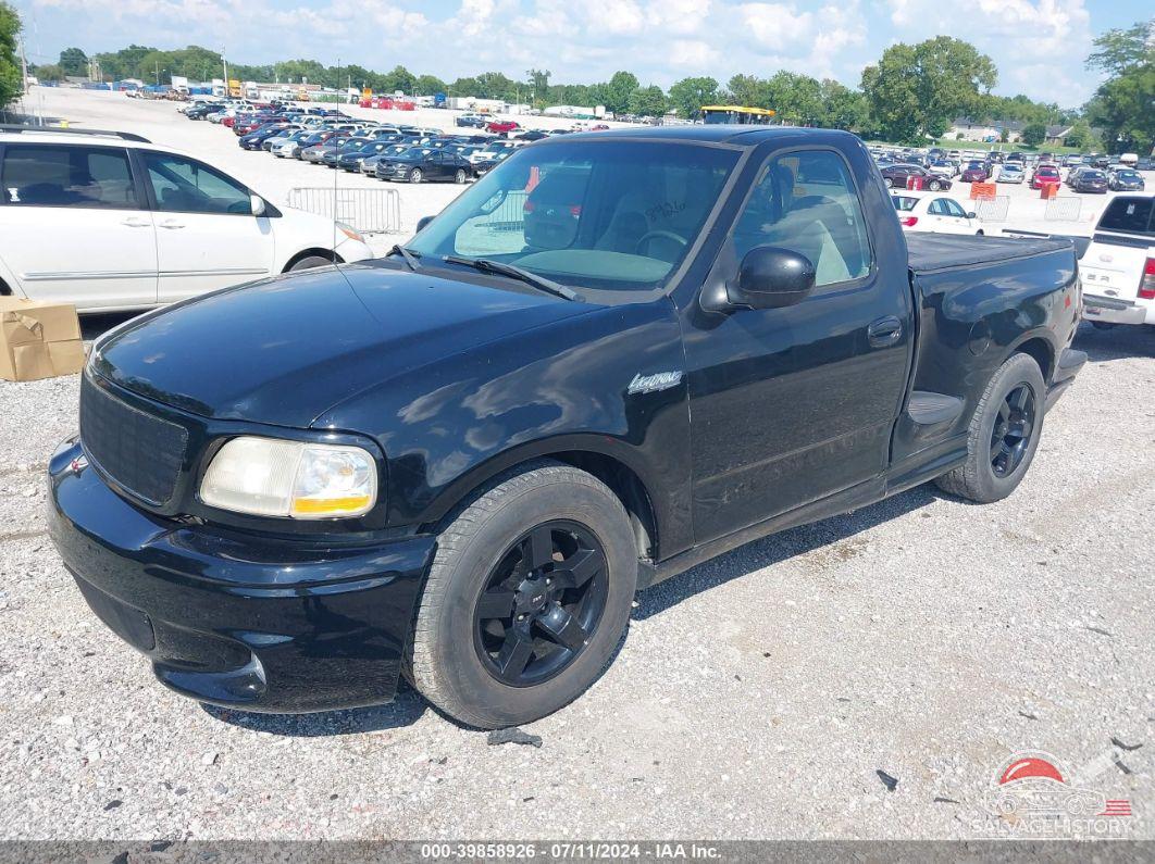 2FTZF07301CA93442 2001 FORD F-150 photo no. 2