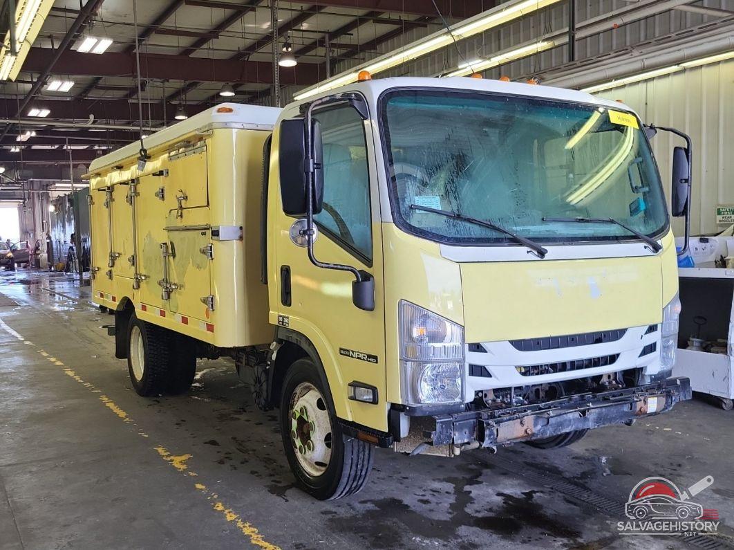 54DC4W1B1HS803772 2017 ISUZU NPR HD GAS REG photo no. 3