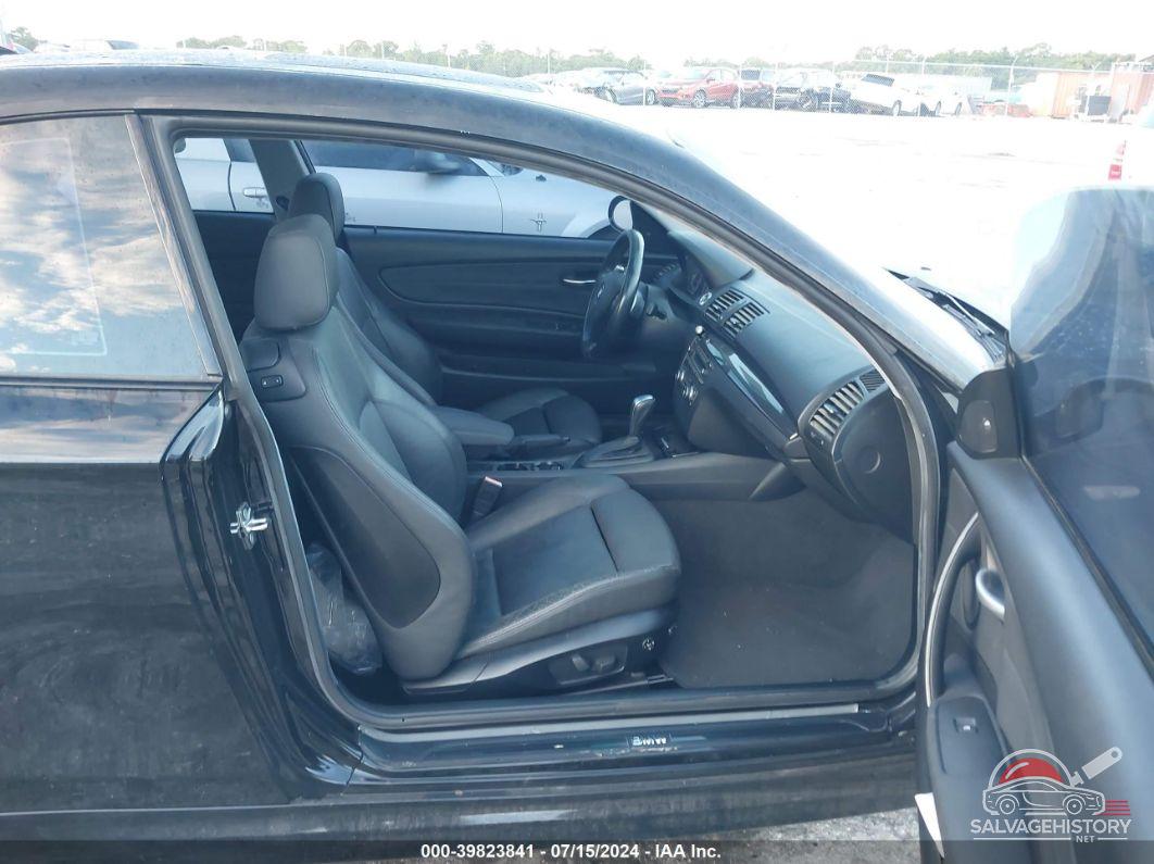 WBAUC73598VF25579 2008 BMW 135I photo no. 5