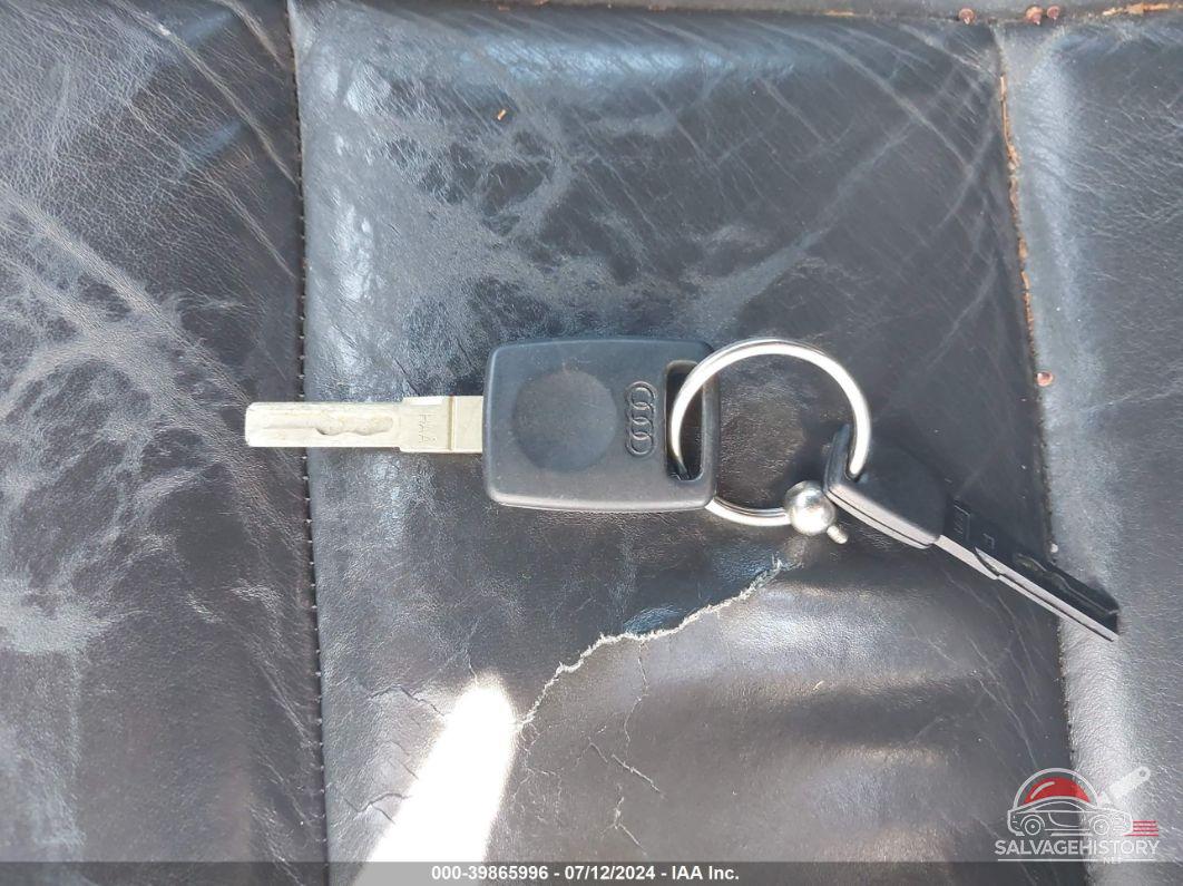 TRUUT28NX11002862 2001 AUDI TT photo no. 11