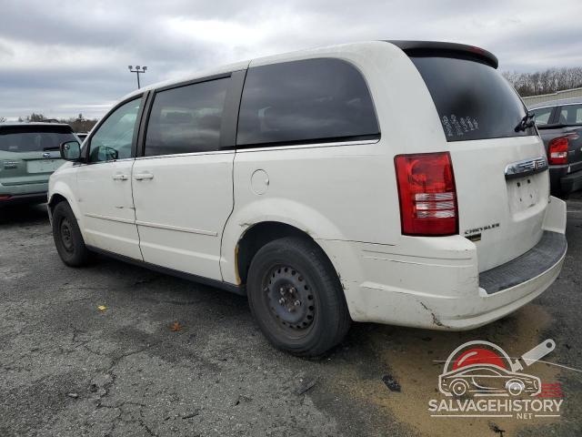 2A4RR4DE2AR150414 2010 CHRYSLER MINIVAN photo no. 2