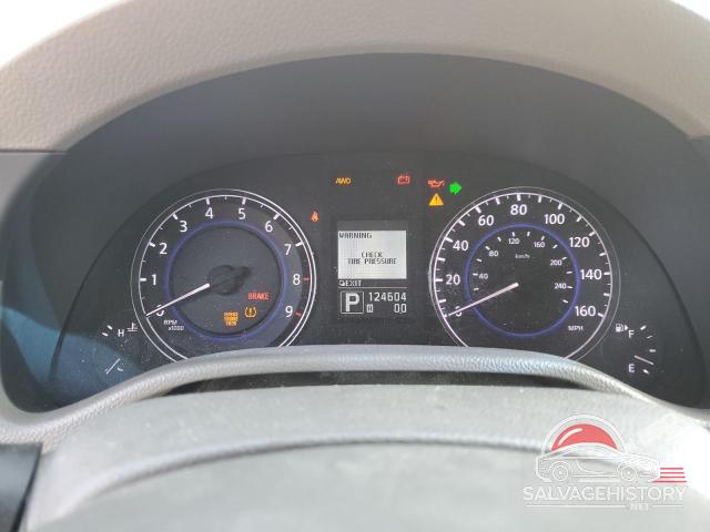 JN1CV6AR7FM520943 2015 INFINITI Q40 photo no. 9