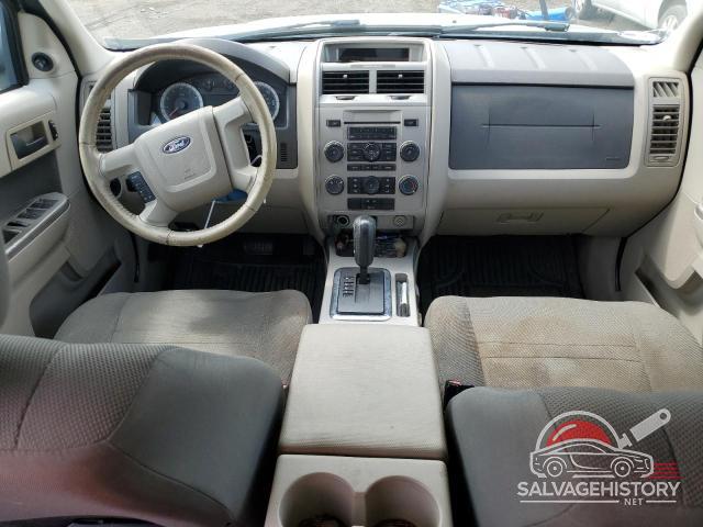 1FMCU03769KA95395 2009 FORD ESCAPE photo no. 8