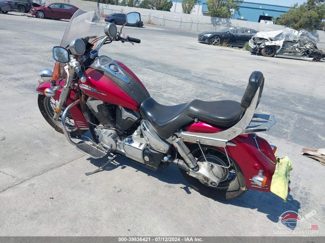 1HFSC52144A100160 2004 HONDA VT1300 photo no. 3