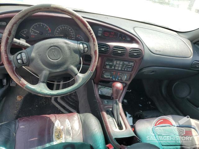 1G2WP52K02F196821 2002 PONTIAC GRANDPRIX photo no. 8