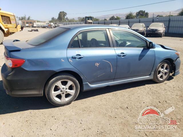 5YFBU4EE3DP215473 2013 TOYOTA COROLLA photo no. 3