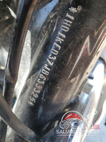 1HD1KED37JB633325 2018 HARLEY-DAVIDSON FL photo no. 8