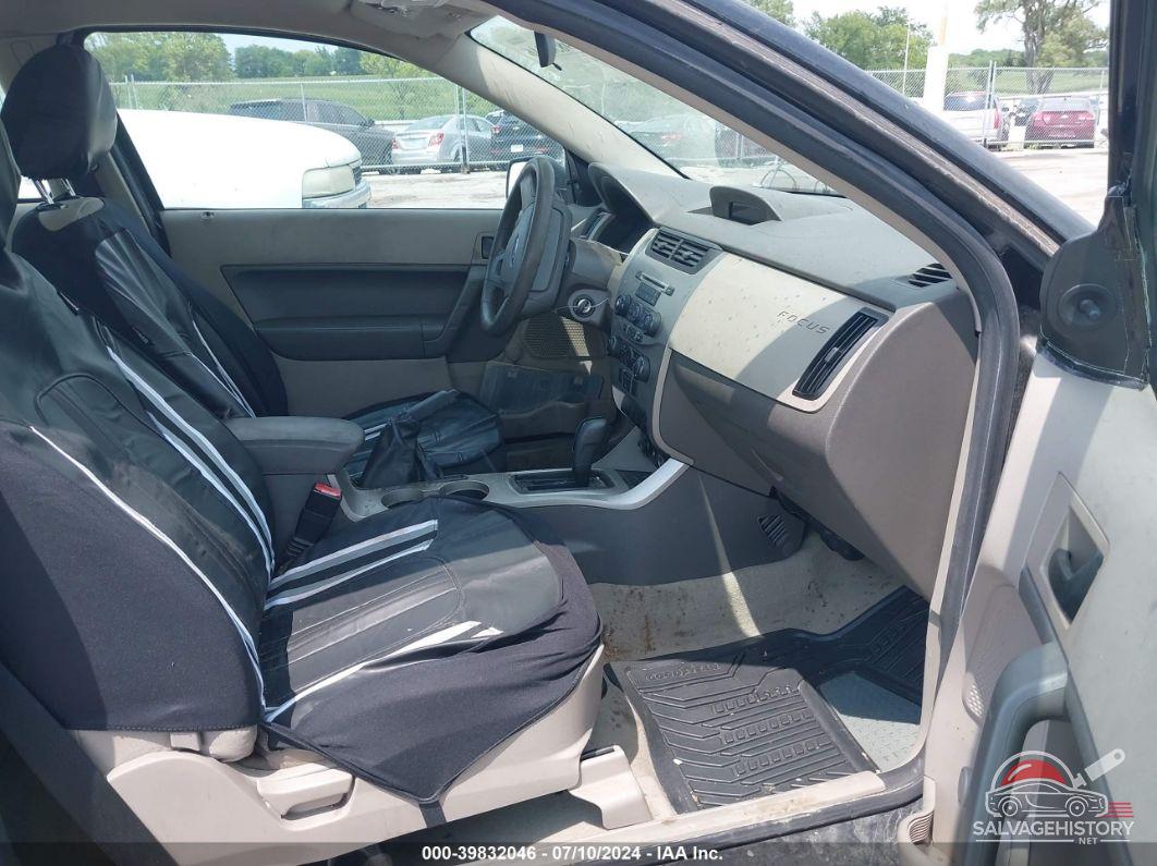 1FAHP32N38W189945 2008 FORD FOCUS photo no. 5