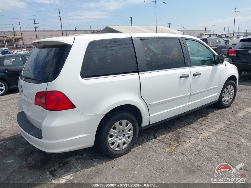 2V4RW4D13AR174321 2010 VOLKSWAGEN ROUTAN photo no. 4