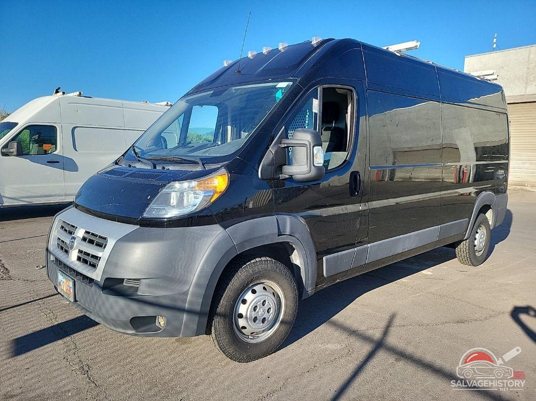 3C6TRVDG7FE519366 2015 RAM PROMASTER 2500 photo no. 2