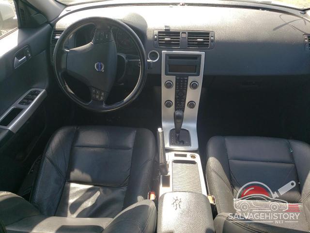 YV1672MS9B2549498 2011 VOLVO S40 photo no. 8