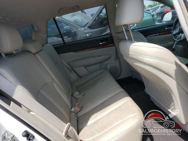 4S4BRBKC4B3338757 2011 SUBARU OUTBACK photo no. 11