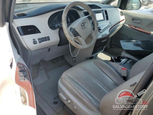5TDYK3DC0DS402428 2013 TOYOTA All Models photo no. 8