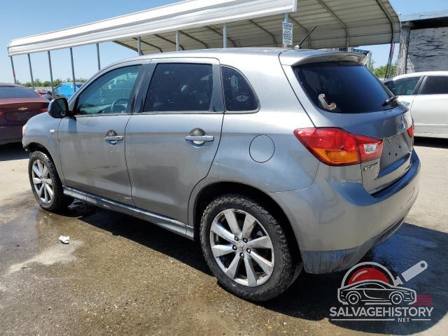 4A4AP3AW3FE044339 2015 MITSUBISHI OUTLANDER photo no. 2