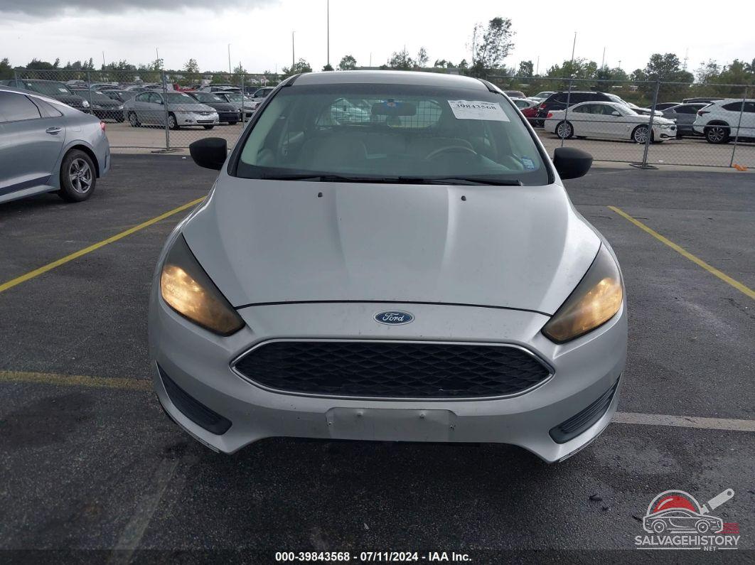 1FADP3K2XJL225075 2018 FORD FOCUS photo no. 6