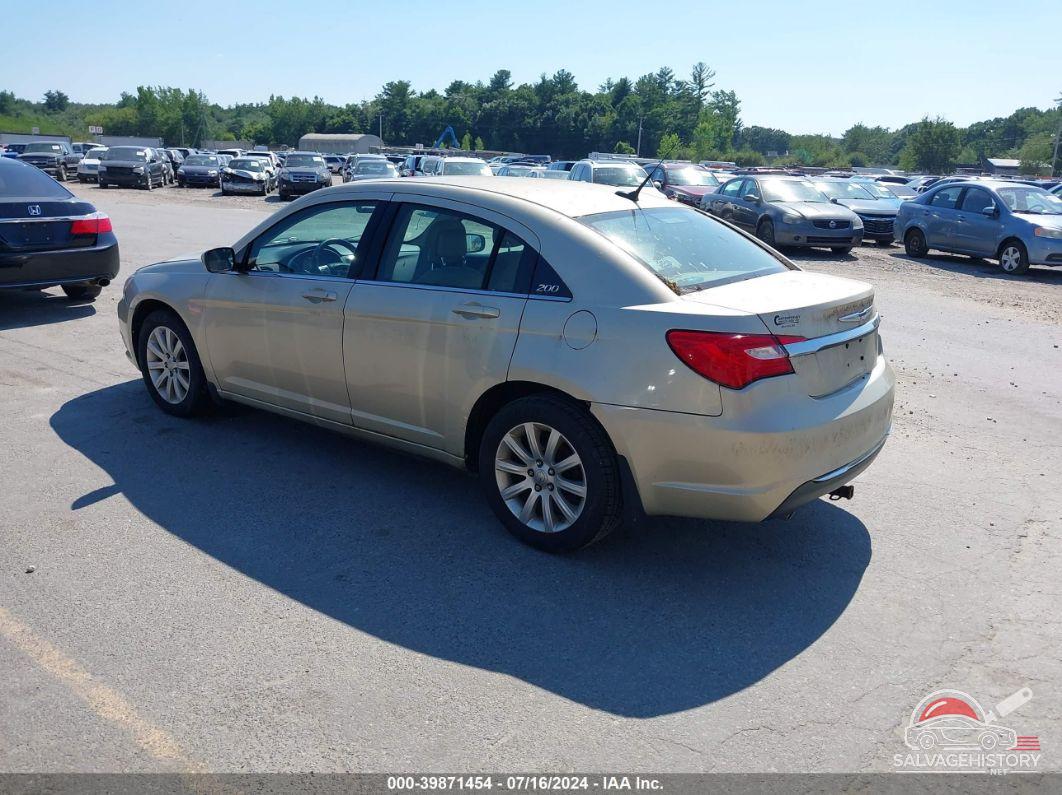 1C3BC1FG9BN520153 2011 CHRYSLER 200 photo no. 3