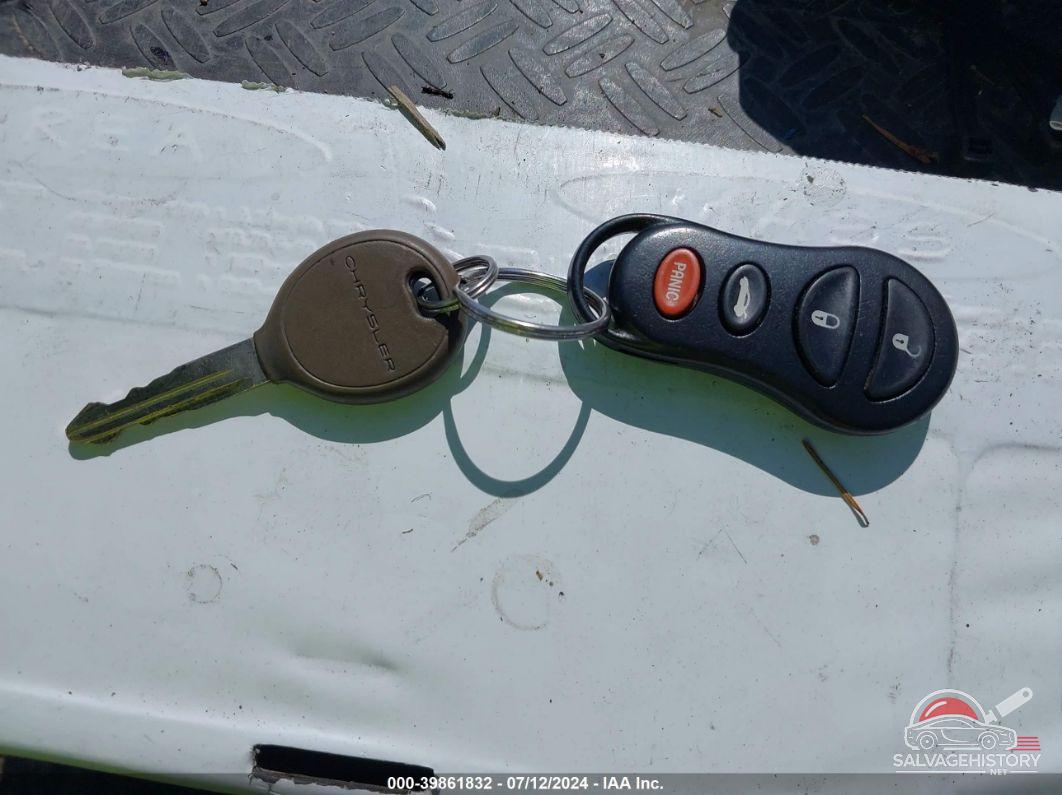 1C3EL65U71N626388 2001 CHRYSLER SEBRING photo no. 11