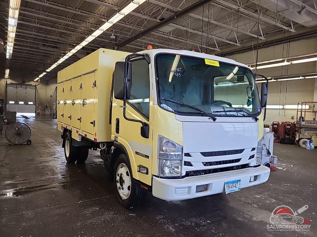 54DC4W1C4HS806304 2017 ISUZU NPR HD GAS REG photo no. 1