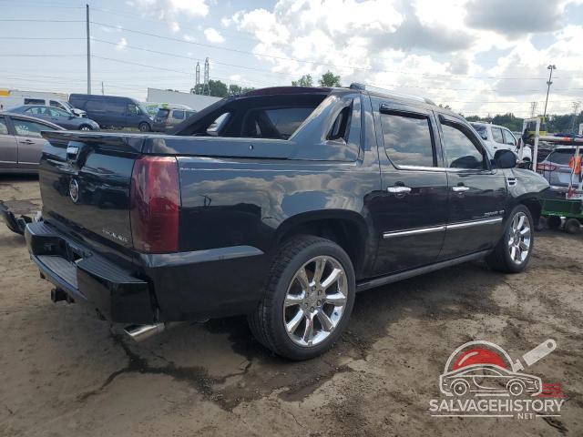 3GYT4NEF1DG347411 2013 CADILLAC ESCALADE photo no. 3