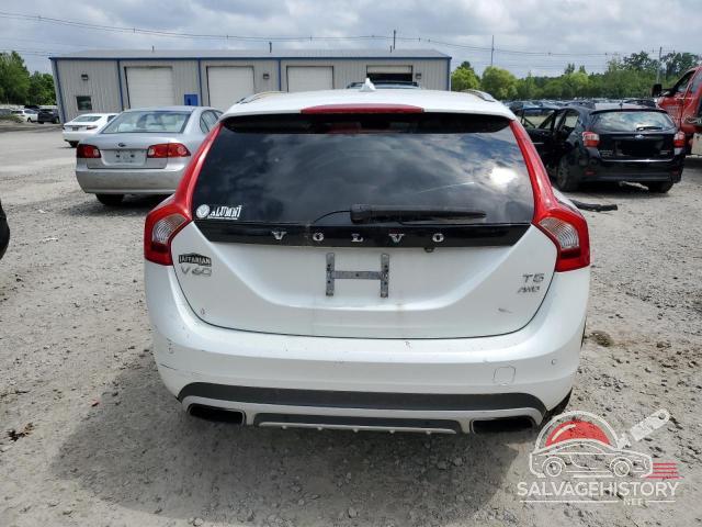 YV4612HK7G1003522 2016 VOLVO V60 photo no. 6